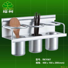 廚房掛件與廚飾五金 小物件點(diǎn)亮大空間，廚具衛(wèi)具的實(shí)用與美學(xué)